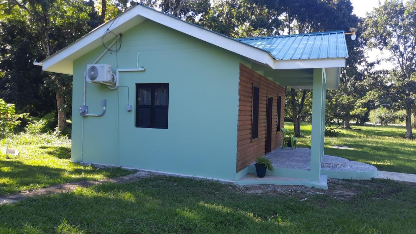 Mahogany Villas Punta Gorda Exterior photo